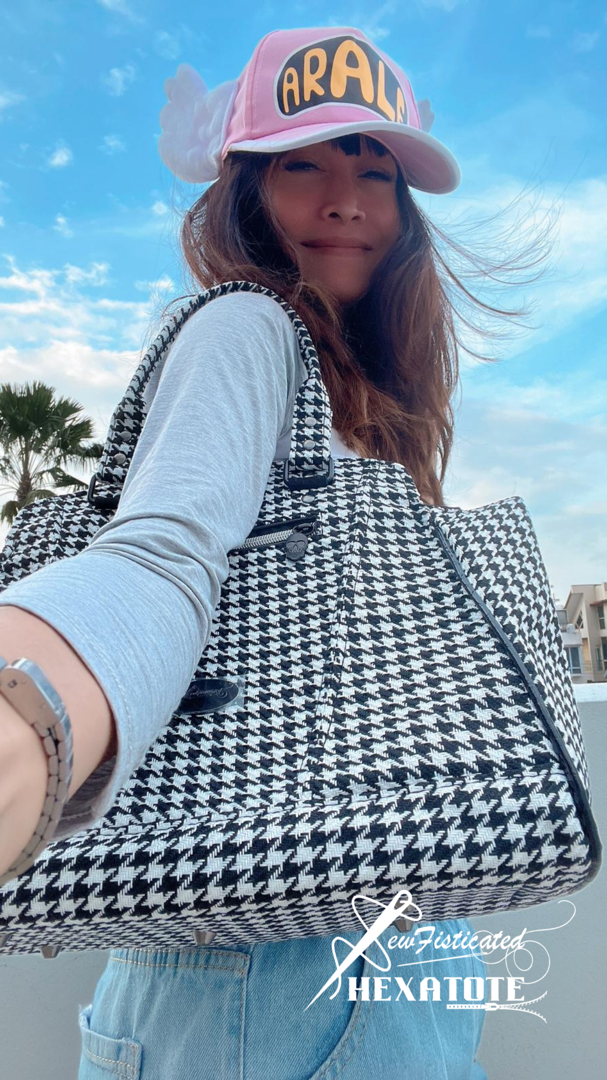 The Sewfisticated HexaTote