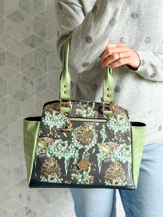 The Sewfisticated HexaTote